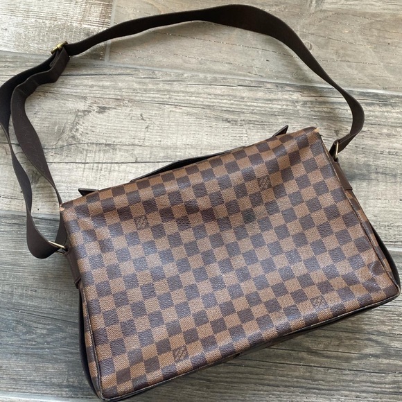 Authentic Louis Vuitton laptop bag - Picture 2 of 9